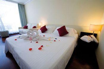 Hotel Kursaal - Fronte Mare Con Piscina Riccione