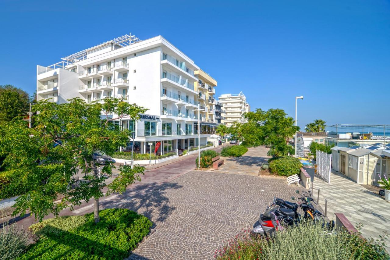 Hotel Kursaal - Fronte Mare Con Piscina Riccione